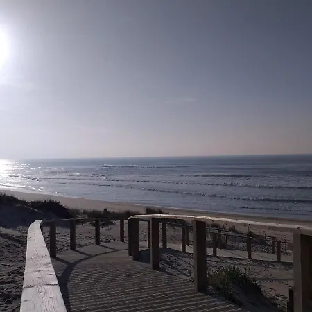 אכסניה Greenside Of Sea